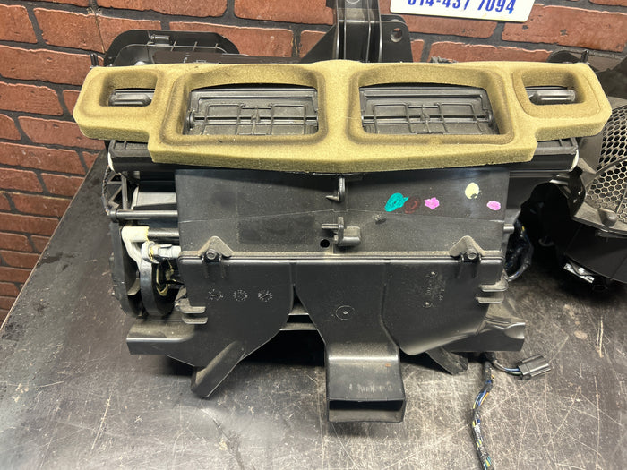 2005-2010 CHRYSLER 300 SRT8 HVAC A/C HEATER BLOWER HOUSING BOX 04596500AE