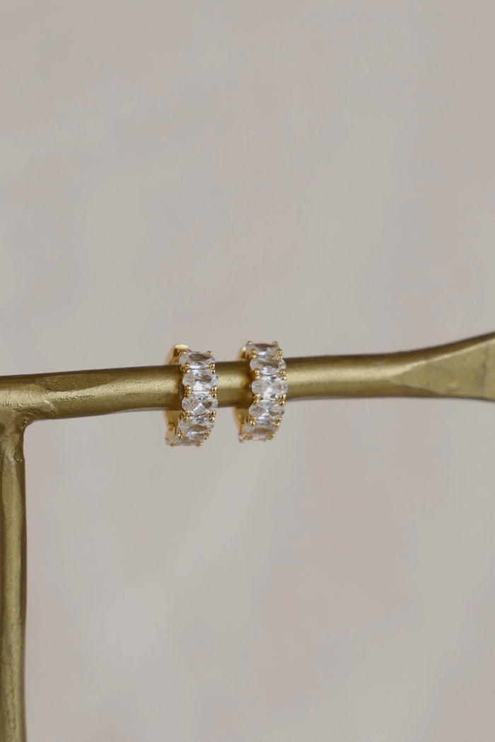 E1730G Gold Earrings-Cleo Huggies