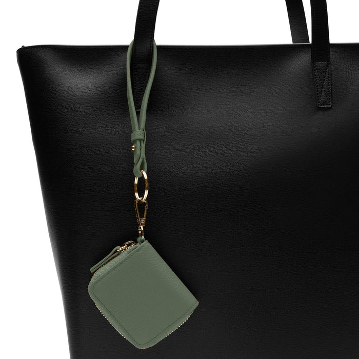Portable-Wristlet-Airpod-Case-149-414-4