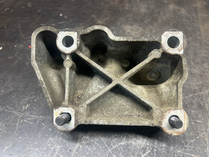 05-10 CHRYSLER 300C SRT8 6.1 5.7 LEFT  RIGHT SIDE ENGINE MOTOR MOUNT BRACKET OEM