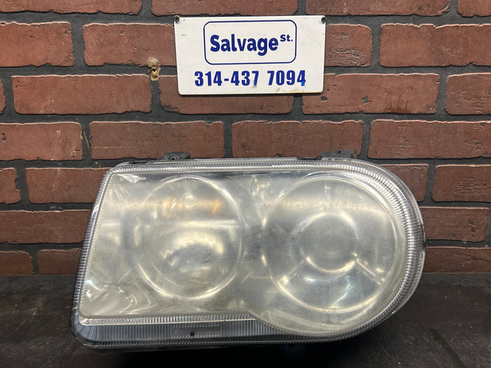 2005-2010 CHRYSLER 300C SRT8 LEFT DRIVER XENON HID HEADLIGHT ASSEMBLY OEM LH