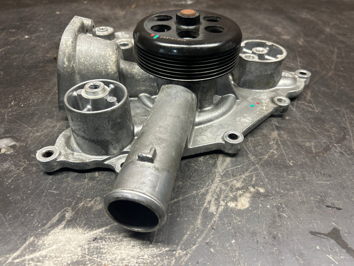 2005-2010 Chrysler 300/Dodge Charger/Challenger SRT8 6.1L Hemi Water Pump OEM