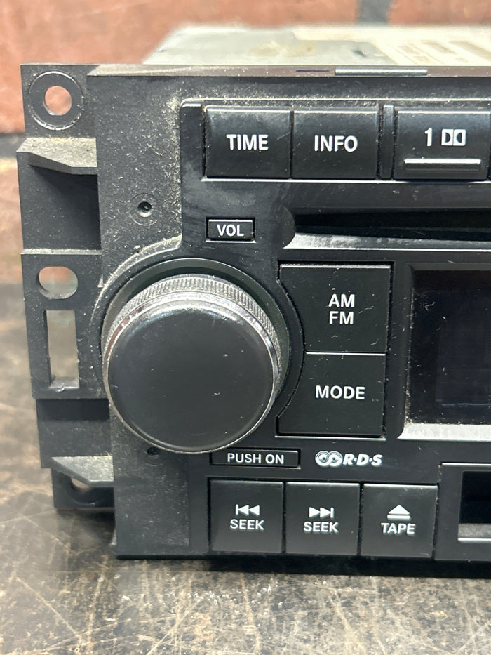 CHRYSLER DODGE JEEP Radio Disc MP3 CD Changer Cassette Player RAK RDS Stereo OEM