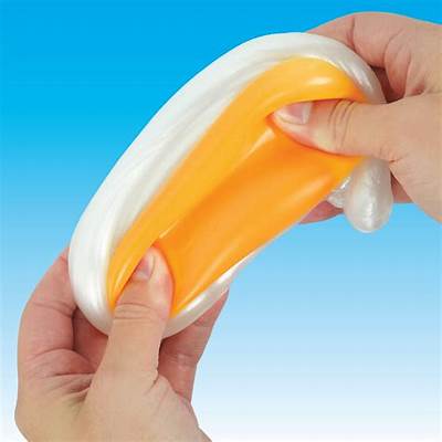 Crazy Aarons Putty - Egg-cellent