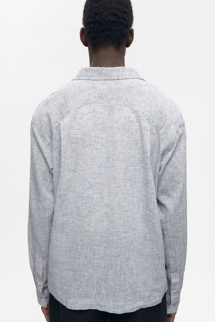 Featherweight Shirt in Puritan Grey