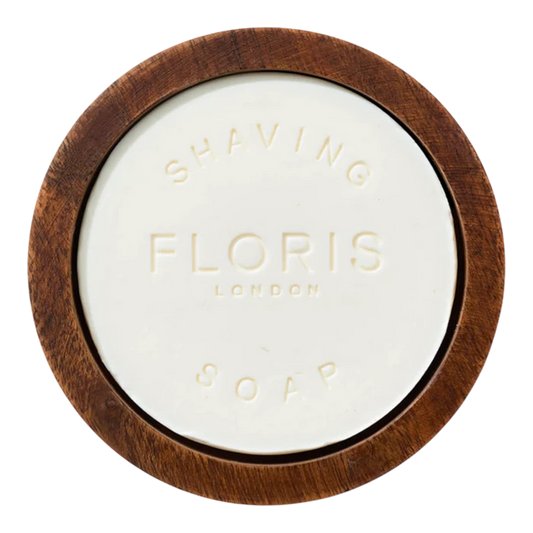 Floris London No. 89 barbersåpe i treskål med hvit såpe og synlig trestruktur