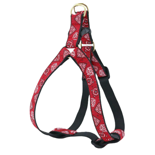 RED-BANDANA-DOG-HARNESS