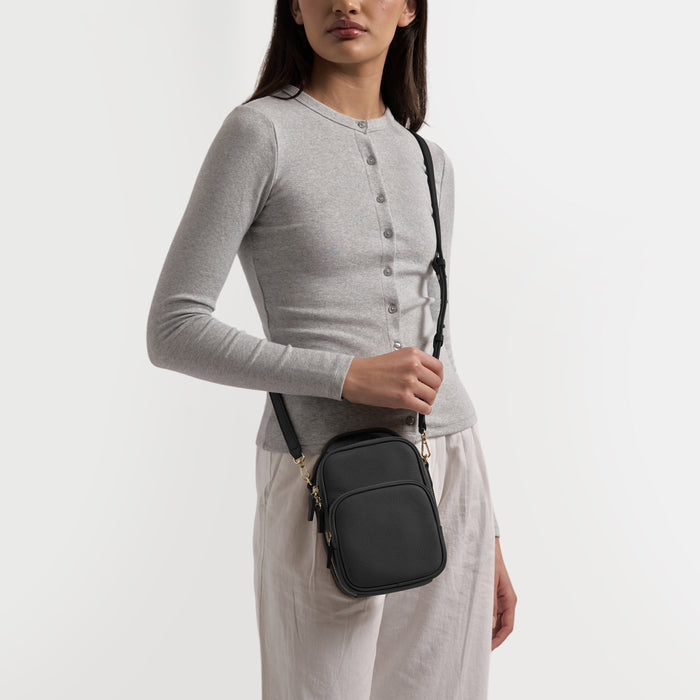 Meadow Small Sling Bag Black Pebble