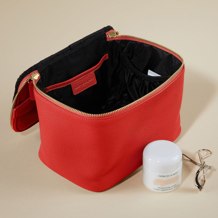 Medium Train Case Buoy Red