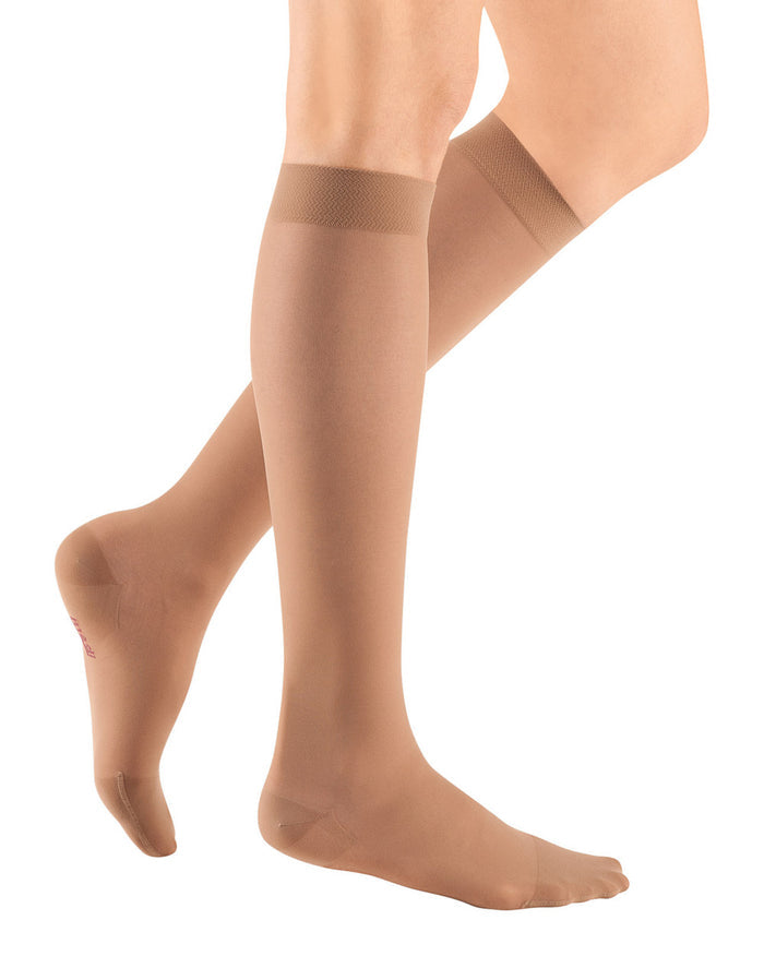 Medi Sheer & Soft Knee High 30-40mmHg - Compression Level: Extra Firm 30-40 MmHg - Female - Knee