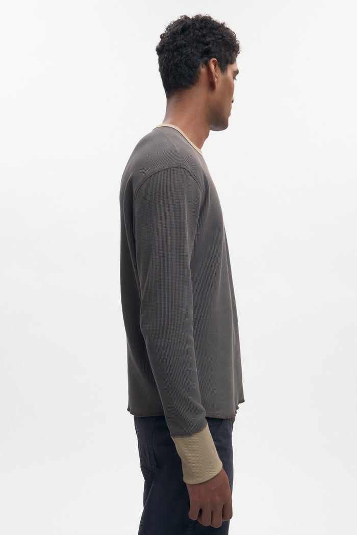 Men's Atlas Waffle Longsleeve in Beluga/Desert