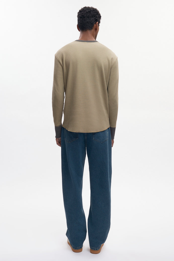 Men's Atlas Waffle Longsleeve in Desert/Beluga