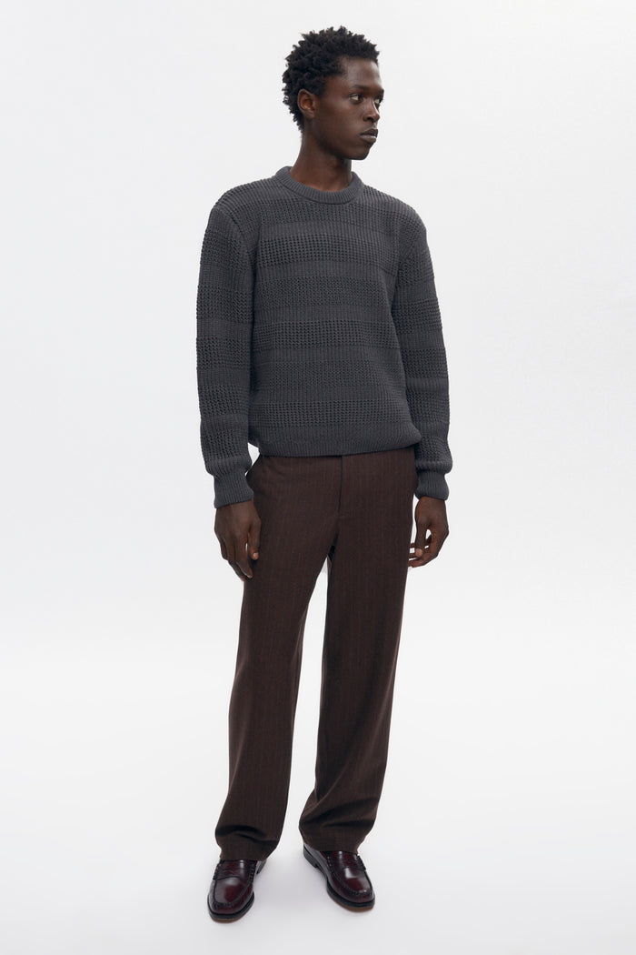 Men's Grid Stitch Crewneck Sweater in Charcoal Melange
