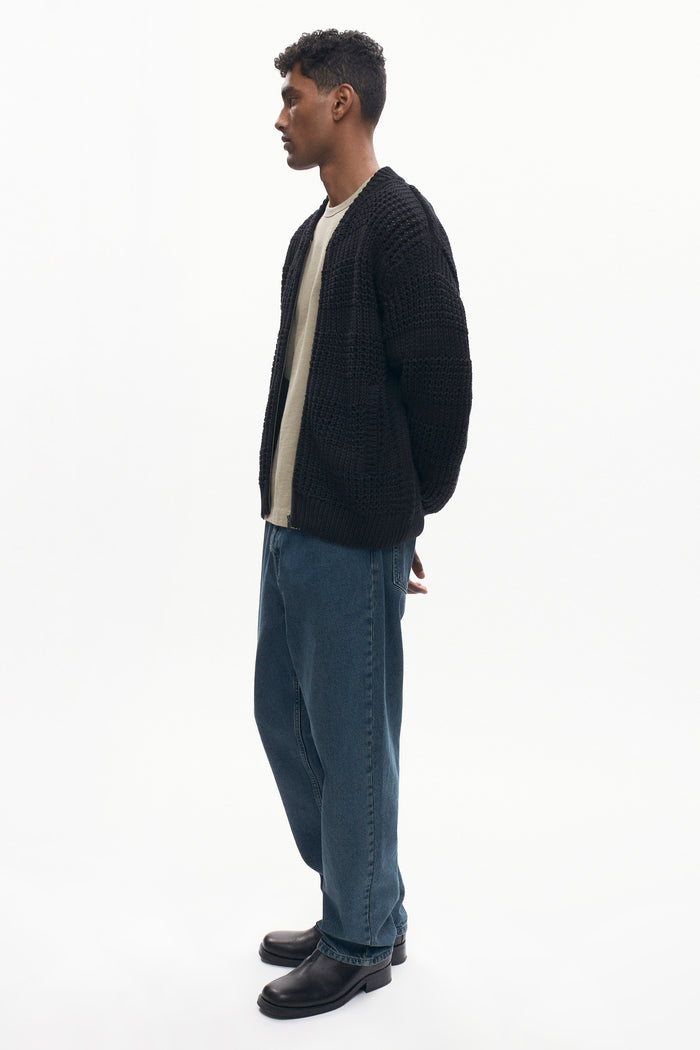 Men's Grid Stitch Zip Sweater in Black