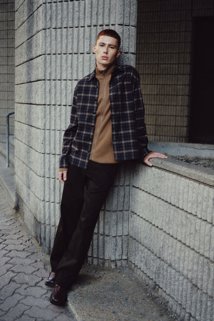 Men's Lightweight Zip Sweater in Otter