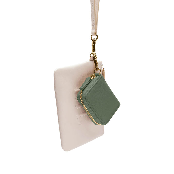 Portable-Wristlet-Airpod-Case-149-414-3