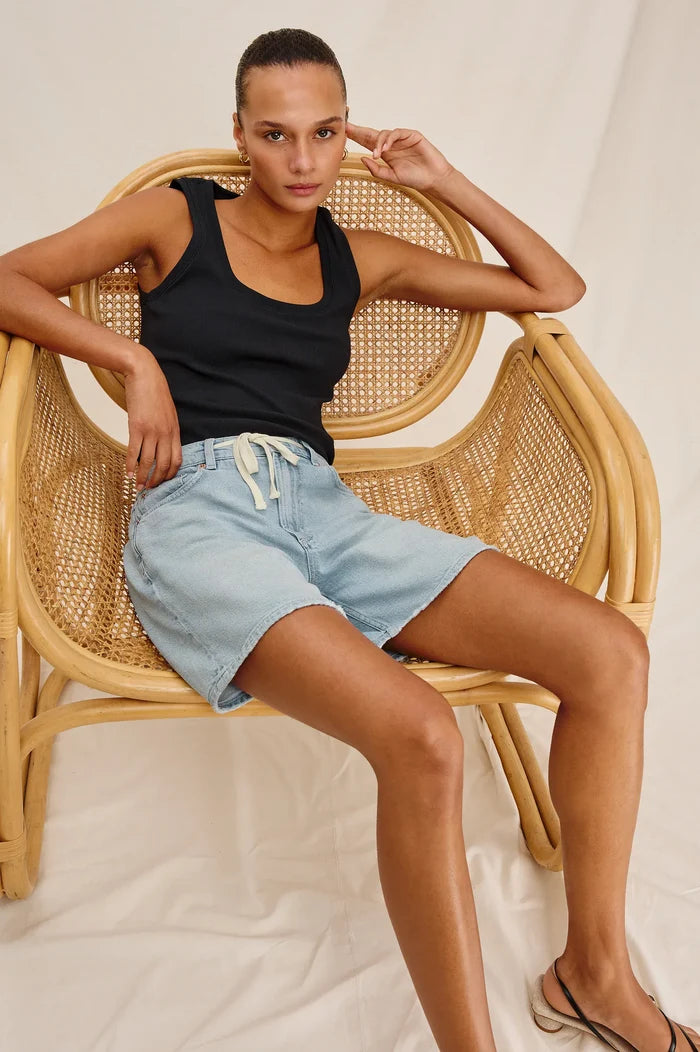 Rails Dume Short