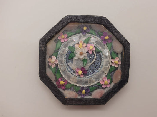 Sailor's Valentine – Floral-Themed with Tellin Shells – by Pam Friend