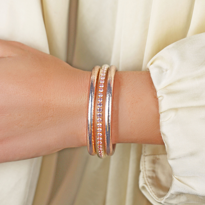 a person wearing a bracelet