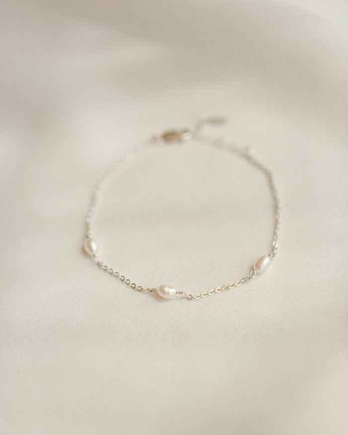 Trinity Pearl Bracelet