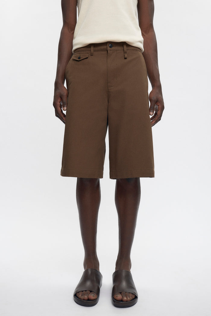 Twill Bermuda Shorts in Walnut