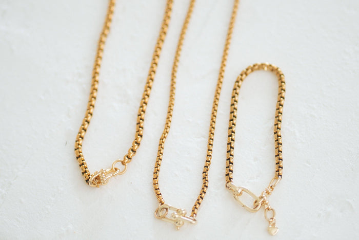 Walker Necklace